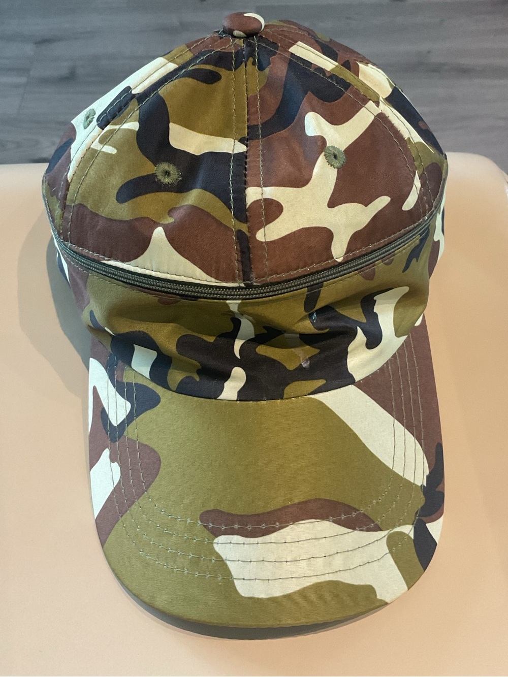 *** 2 in 1 ***Nylon adjustable Camo Baseball Cap and Sunvisor.